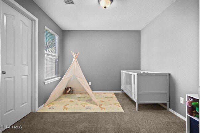 Building Photo - 13514 Bradford St