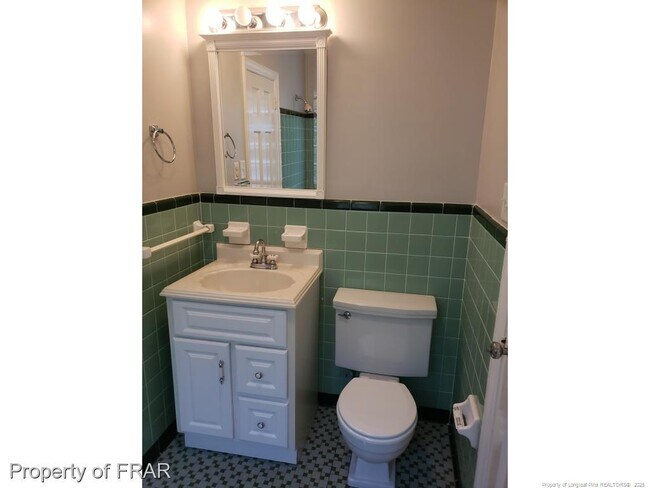 Building Photo - 311 Westview Dr