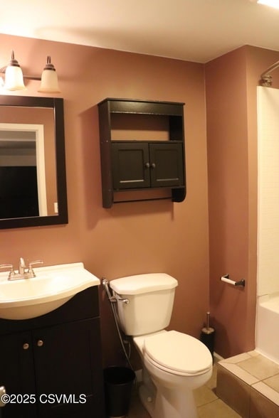 Building Photo - 108 Hawk Ridge Rd