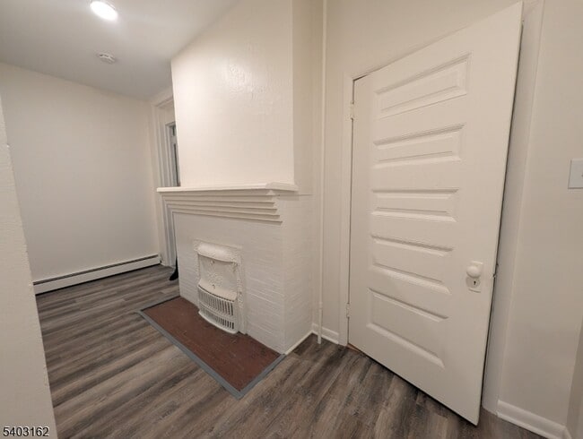 Building Photo - 78 S Main St