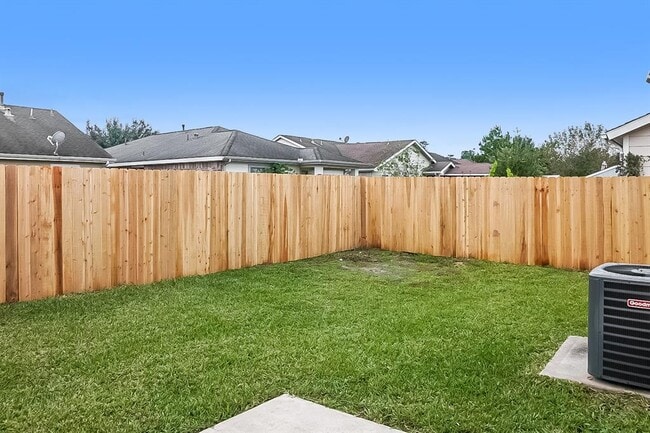 Building Photo - 8122 Arrington Forest Ln