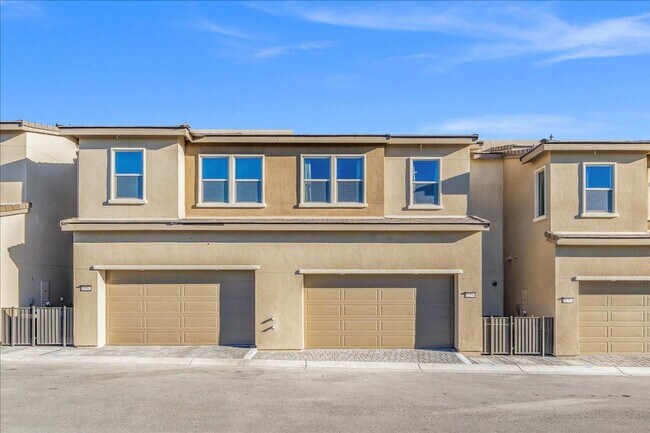 Building Photo - Brand New Luxury Modern 3 Bedroom Home in Summerlin
