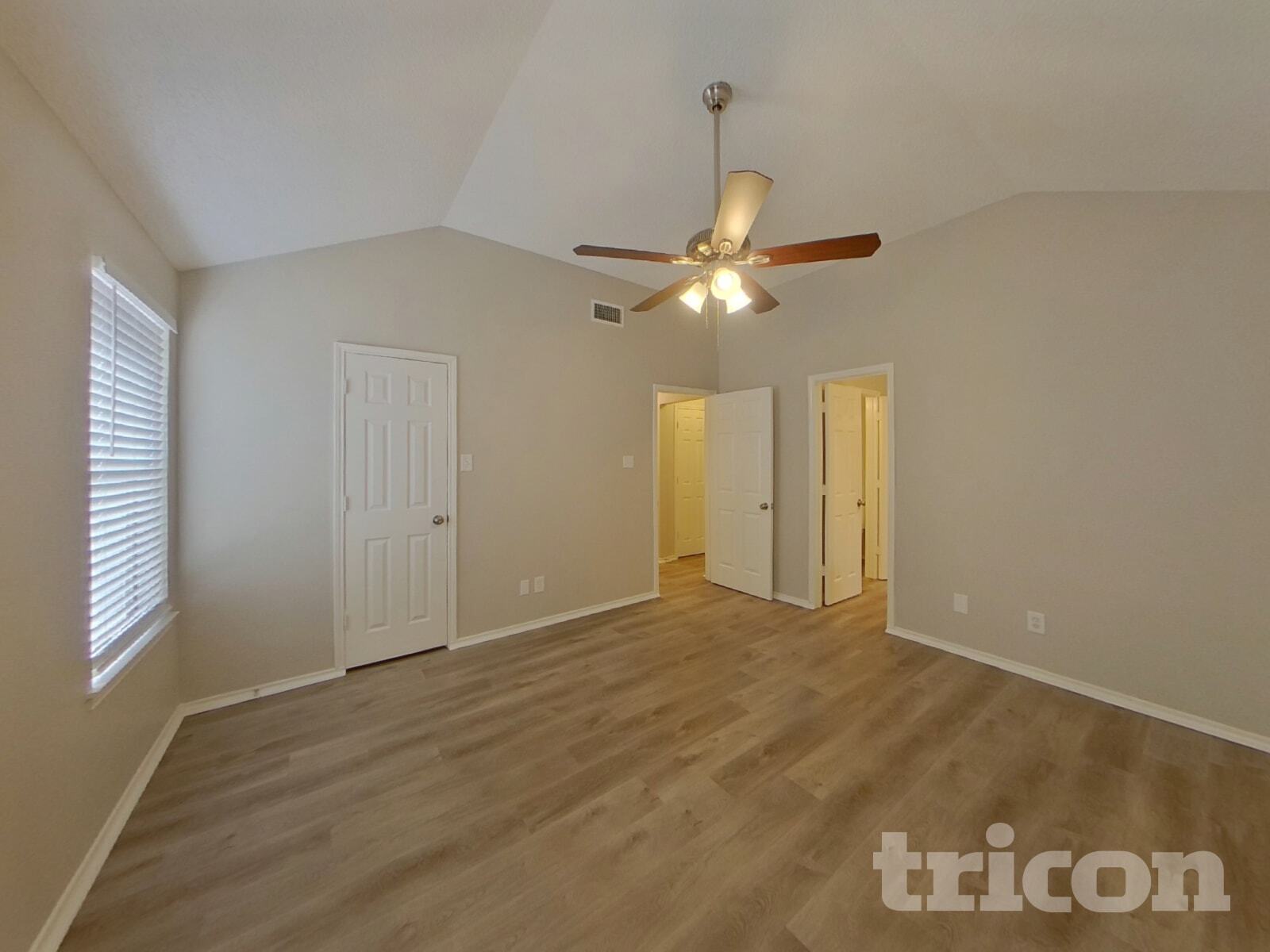 Building Photo - 837 Globe Ave