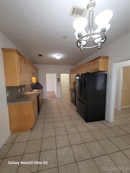 Building Photo - 77 Groves Ln