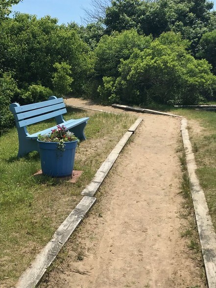 Beach Entrance - 656 Atlantic Ave