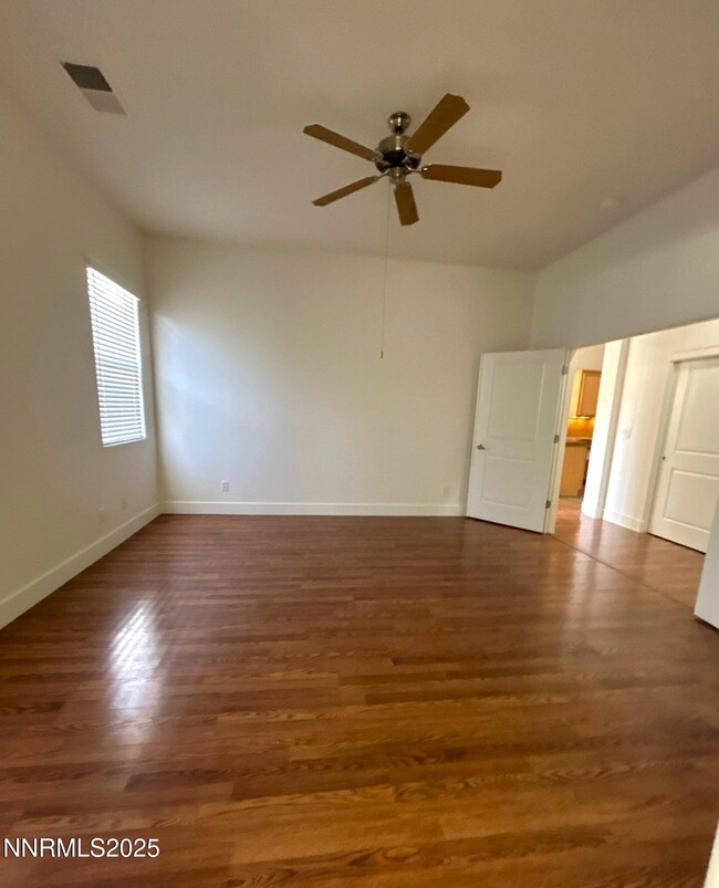 Building Photo - 5021 Chevalier Dr