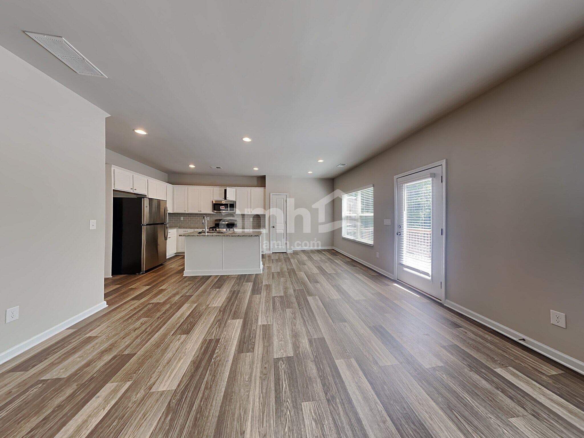 Building Photo - 338 Winston Cir