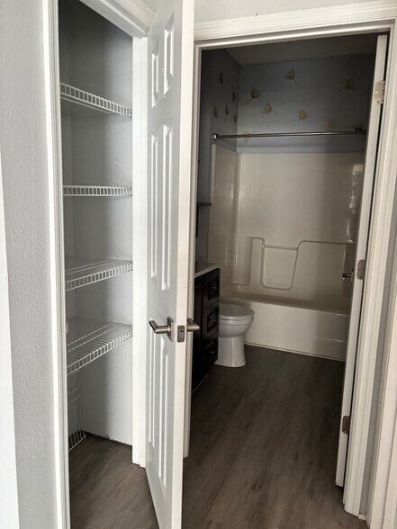 Building Photo - 1454 Nena Hills Ct