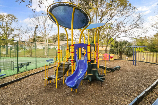 Building Photo - 1040 Hali Ridge Ct