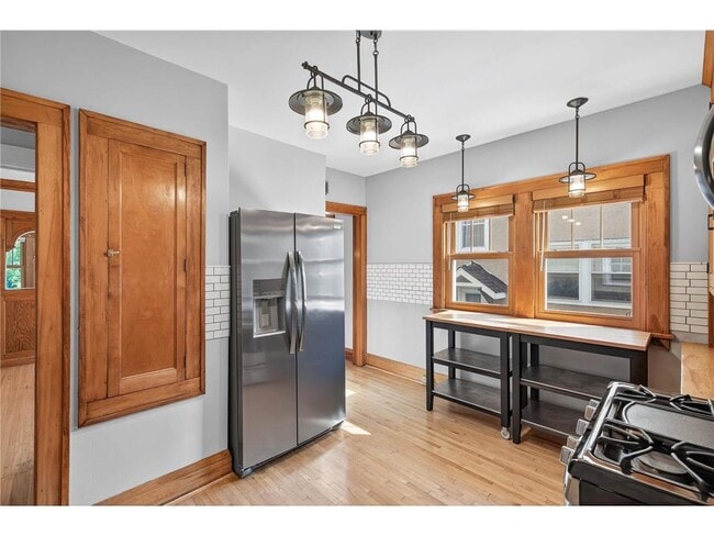 Building Photo - 3606 12th Ave S