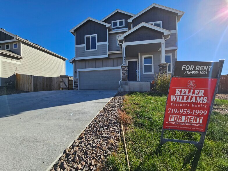 Building Photo - 6679 Weiser Dr