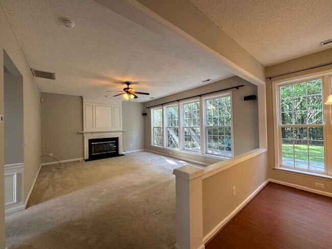 Building Photo - The Best Place to Live, Work and Play in Waldon Creek.