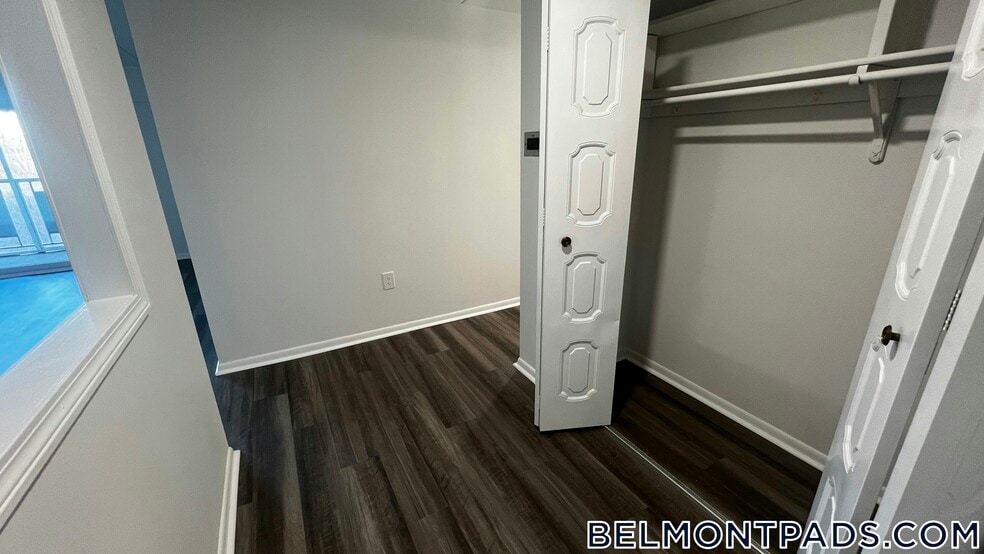 Building Photo - 55 Hill Rd