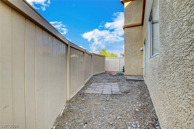 Building Photo - 7224 Rosebriar Ct