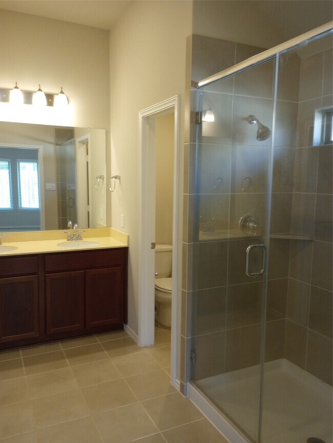 Building Photo - 31053 Regal Elm Ln