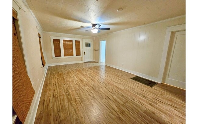 Building Photo - 511 Locust St