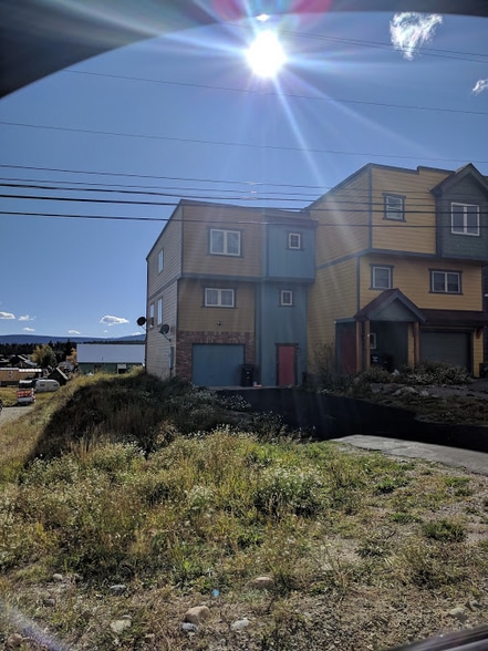Primary Photo - 813 Castello Ave