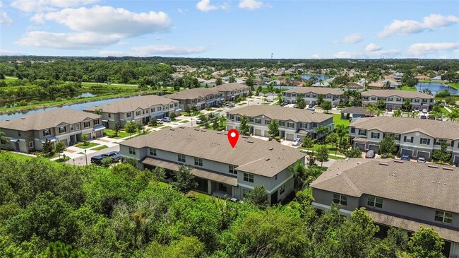 Building Photo - 9768 Pembrooke Pines Dr