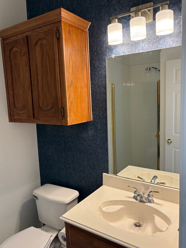 Building Photo - 514 Big Oak Ct