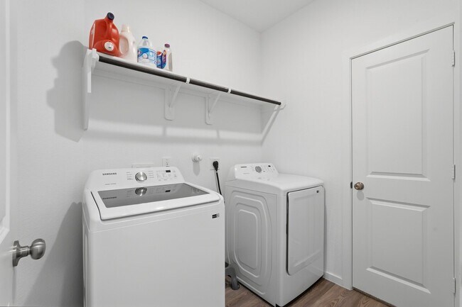 Building Photo - 651 Spring Ashberry Ct