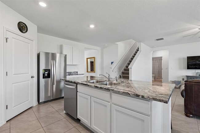 Building Photo - 3406 Grassy Knl