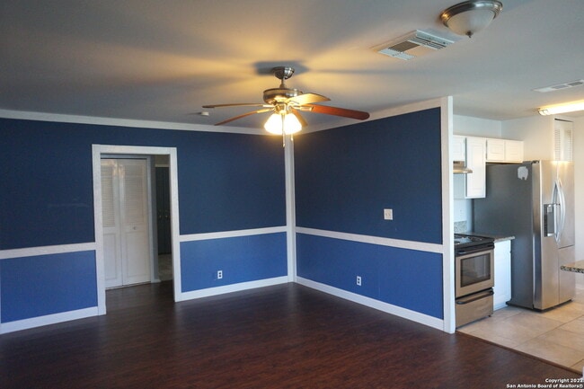 Building Photo - 6611 Woodford-
