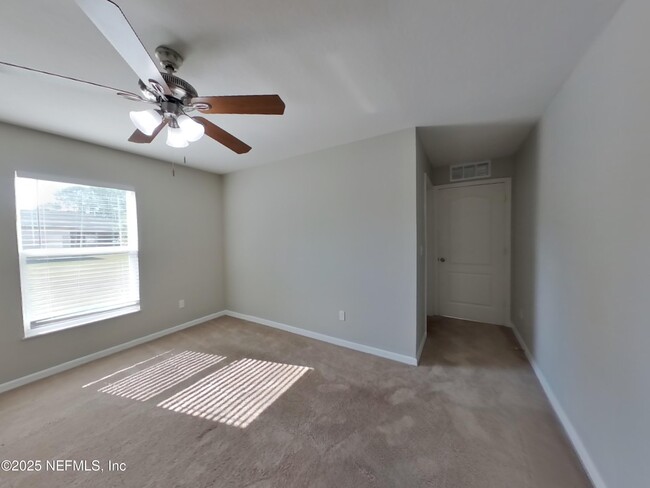 Building Photo - 14 Rivera Ln