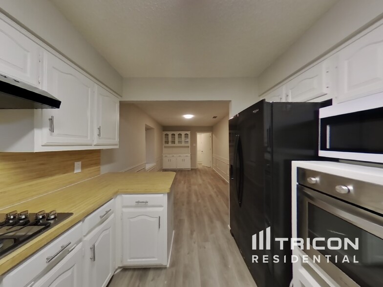 Building Photo - 622 Stoneybrook Dr