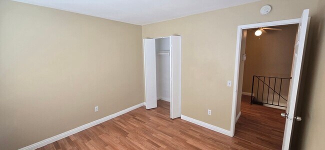 Building Photo - Stunning 2 Bed Condo in Highland | 1 Bath ...