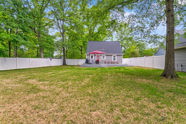 Building Photo - 5713 Dawes Ave