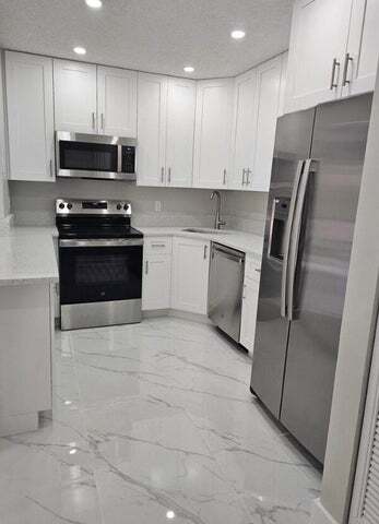 Building Photo - 4995 Sable Pine Cir