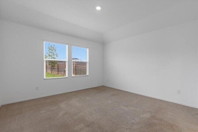 Building Photo - 135 Agua Azul Bnd