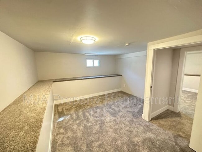 Building Photo - 2928 W Lehi Dr