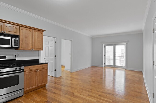 Building Photo - 85 Broadway