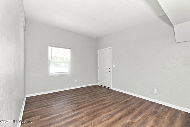 Building Photo - 6856 Camelot Rd