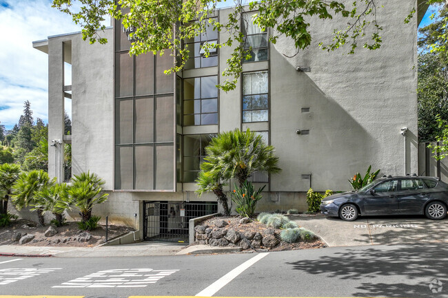 Building Garage - The Montclair