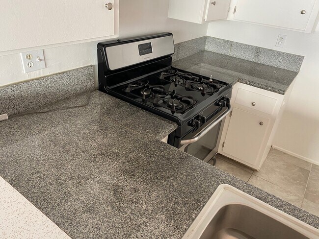 Lots of counter space. - 1731 N Normandie Ave