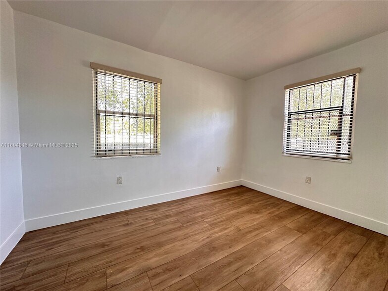 Building Photo - 2335 NW 43rd St
