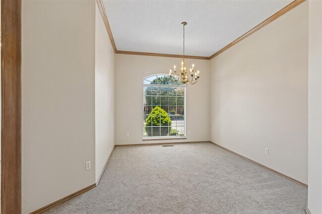 Building Photo - 2725 Blue Quail Pass