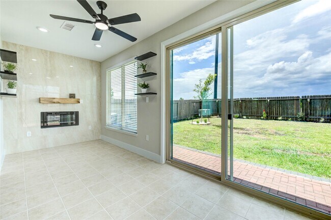 Building Photo - 5435 Baronet Dr