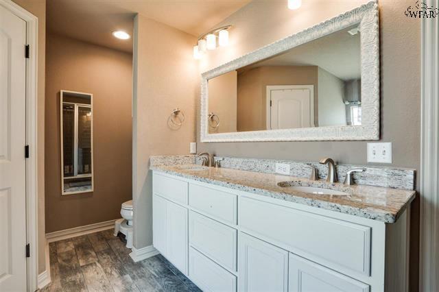 Building Photo - 5113 Tillie Dr