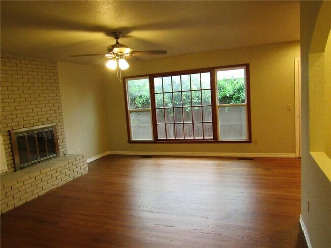 Building Photo - 9909 Sunnymeade Pl