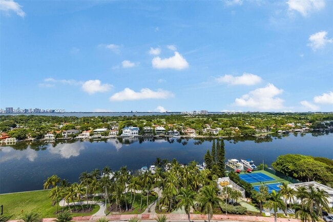 Building Photo - 5401 Collins Ave