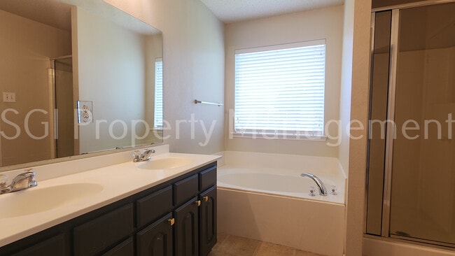 Building Photo - 4829 Egret St