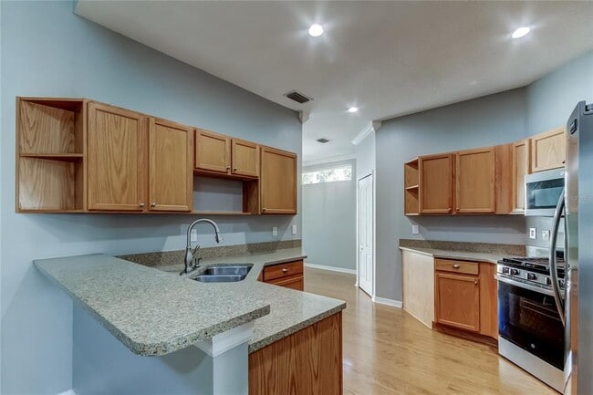 Building Photo - 9002 Spring Garden Way