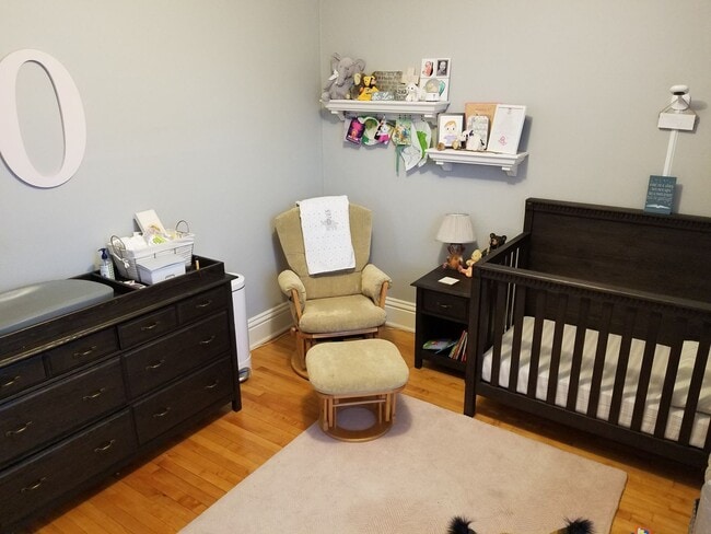 Building Photo - 3272 N Hackett Ave