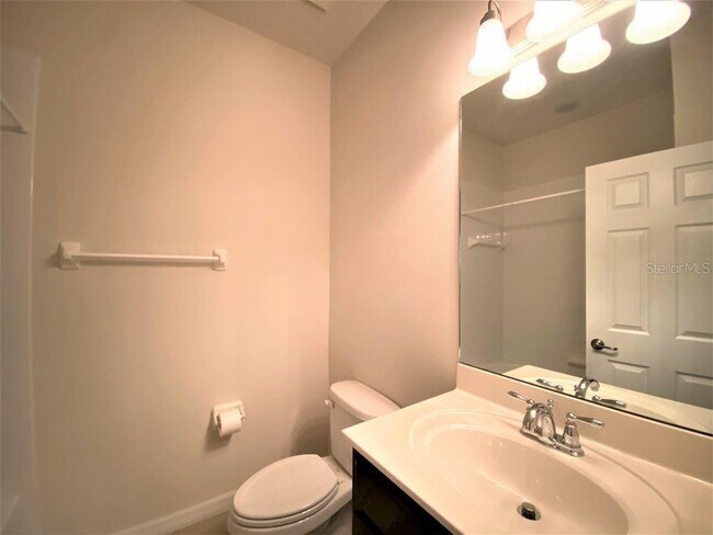 Building Photo - 7886 Moonstone Dr