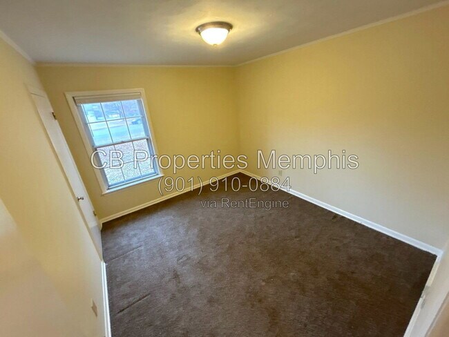 Building Photo - 3058 Robbiedon St