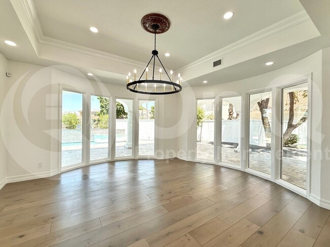 Building Photo - 1523 E Treasure Cove Dr