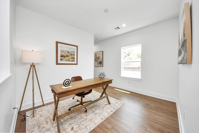 Building Photo - 5029 Broom St